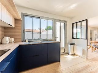 Maison moderne avec piscine chauffée et proche plage - 4 chambres - FR-1-835-39 - 7