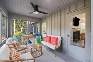 GL1232: 1232 Greenslake - 4