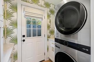 GL1232: 1232 Greenslake - 3