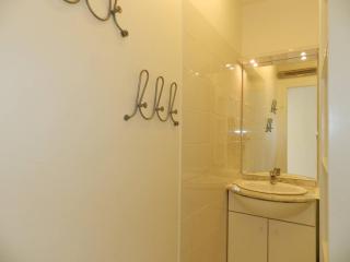 Appartement 2 pièces, Bormes-les-Mimosas, proche plage - FR-1-251-895 - 2