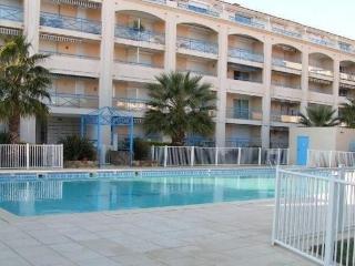 Appartement 2 pièces avec piscine et parking, Le Lavandou - FR-1-251-889 - 0