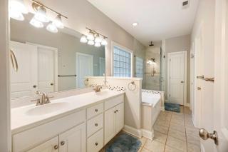 OF2737: 2737 Old Forest Drive - 3