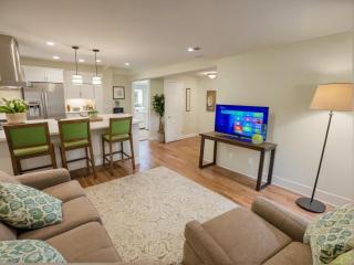 Modern Luxury Apartments in the Heart of Los Angeles - 0