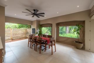 Bushbaby Valley Lodge - 7