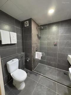 QQQ hotel type room Empire Damansara - 7