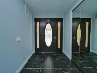 Renovated 5 Bd 3 Ba AC Private Deck Lawn - 5