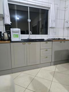 Ótimo apartamento com ampla sacada e vista pro mar - 1