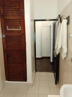 Artistic Dreamsace 4Br Villa Near Diani Beach - 4