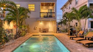 Casa Stolida - 1030L - 6