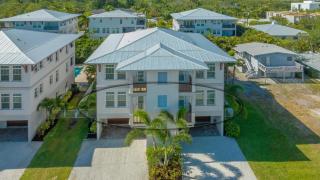 Casa Stolida - 1030L - 4