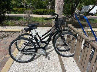 Relax & Unwind Loggerhead Cay 302 Bikes - 6