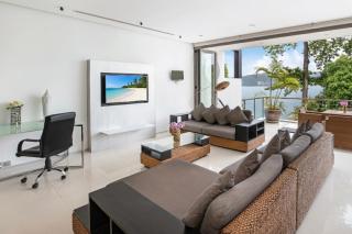 Private 3-Storey Pool Villa Atika 10, for 7, views of Patong Bay - 6