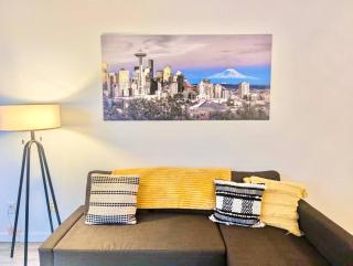 Vibrant City Gem/99 Walk/Pike Pl/Pool/Pet/Parking - 0