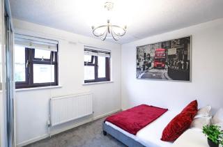 Modern, Stylish House In The Heart Of Whitechapel! - 8