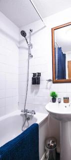 Modern, Stylish House In The Heart Of Whitechapel! - 6