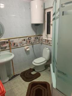 Nice luxurious stay in a modern airconditioned suite , Flat screen TVs, Free Wi-Fi, balcony in the heart of Alexandria - 9