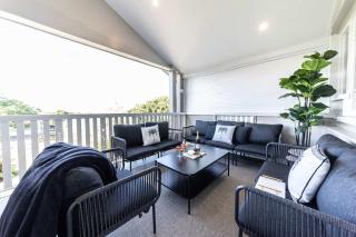 5 Bed 5 Bath Urban Getaway Ipswich Central - 1