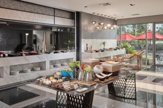 Cleo Suites at Novotel Hotel Residences near Makati - 8