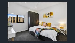 The Marina Penthouse Bellerive Quay - 2