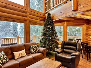 Bearfoot Chalet by NW Comfy Cabins - 9