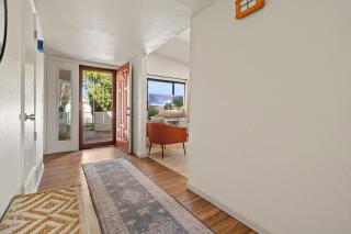 NEW Cozy Central l 4 BDRM 2BTH l 1 acre LOT - 4