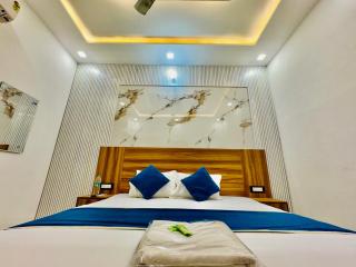 Hotel Krishna Kripa Palace Near Prem Mandir - 6