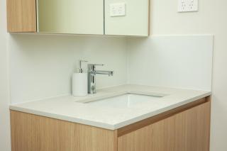 VTA - 2BR 2BA Apartment and Carpark in Adelaide CBD - 2