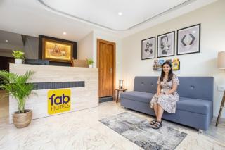 FabHotel White Pearl - 8