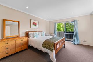 Calm Horizon - Taupo Holiday Home - 1