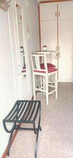 Shark Cove Little Cottage - 3