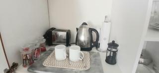 Shark Cove Little Cottage - 2