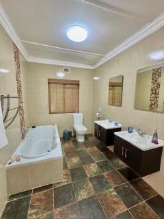 26 Colwyn Drive , Sheffield - 2