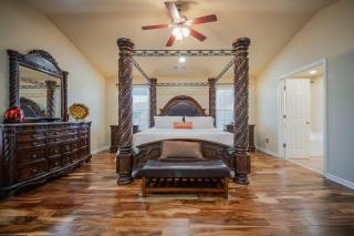 Modern 5BR Retreat with Office Fully Furnished - 7