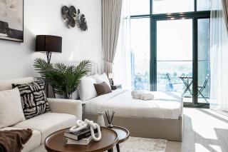 Onelink - Elegant Studio with Balcony & Pool View at Azizi Riviera 5 - 8