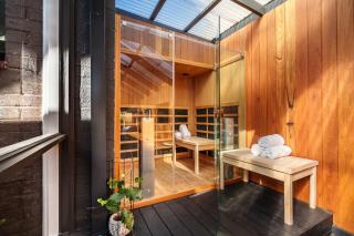 Ocean Grove Luxe Retreat with Pool, Spa and Sauna - 8