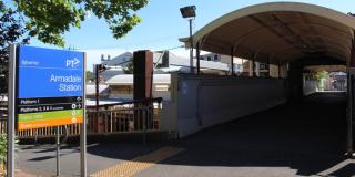 Lux Armadale Stay. Parking and walk to Train, Shops - 4