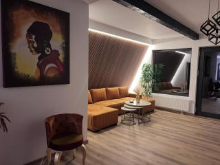 Trei Mândre by Cabana CeiTrei - 1