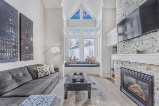 Slopeside Hideout Ski-In Ski-Out Walk to Village - 5