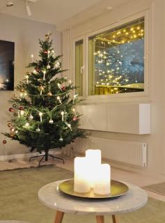 Two-Story Stay By The River - 9