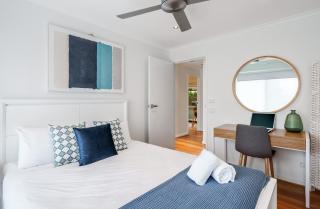 Stylish Beachside Escape in Ocean Grove - 1