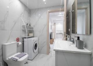 Comfy Beachside Flat - 6