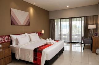Hotel Patra Parapat - 1