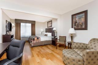 Wingate by Wyndham LaGrange - La Grange - 1