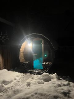 Górska Chata pod wyciągiem Remiaszów nr IX ski bus pod domkami - 9