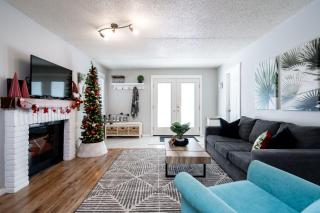 South Wind - Modern Condo in Collingwood - Sleep 5 - 7