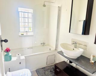 Rustic spacious home to lay back outside the city - 2