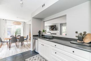 The Nest - Walk to Blue Private Patio - 2