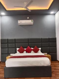 Ummed Villa 3 Room Private Villa with Pool - 2