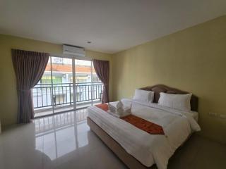 Blue Sapphire Hotel - Patong Beach - 3