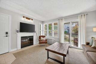 Heavenly Hideaway Ski-In-Out Pool Shuttle - 1